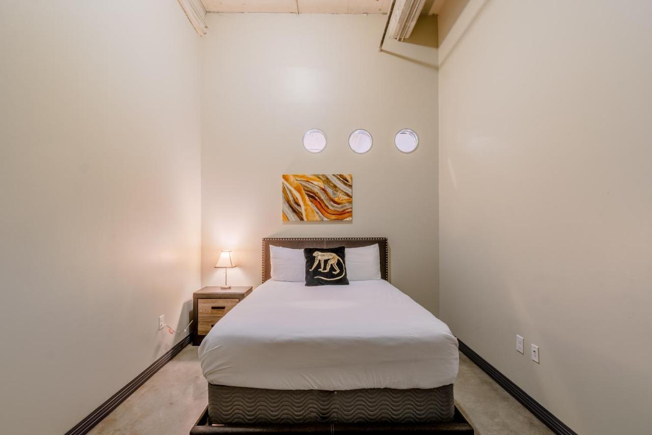 Ga Living Suites- Downtown Dallas Corporate Suites 外观 照片