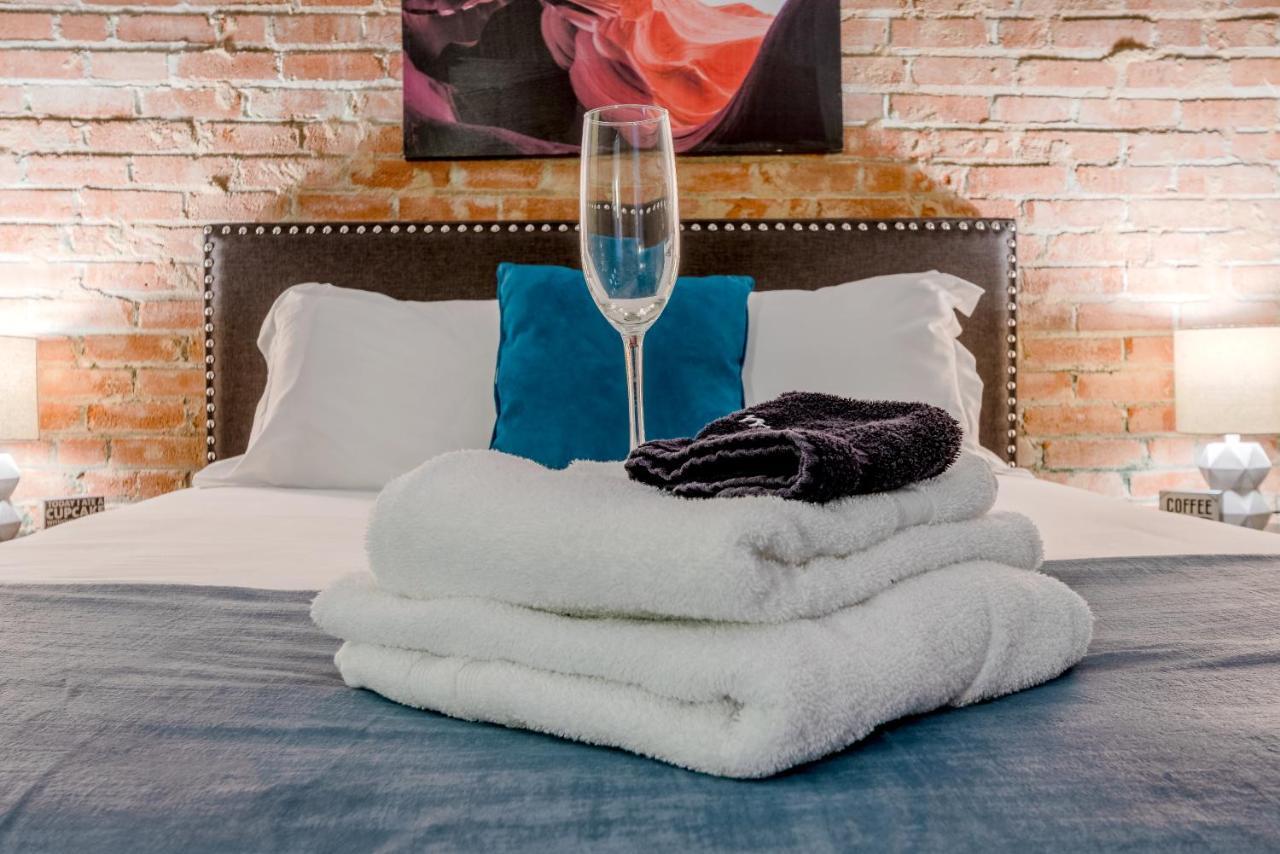 Ga Living Suites- Downtown Dallas Corporate Suites 外观 照片