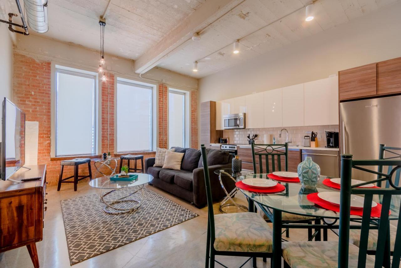 Ga Living Suites- Downtown Dallas Corporate Suites 外观 照片