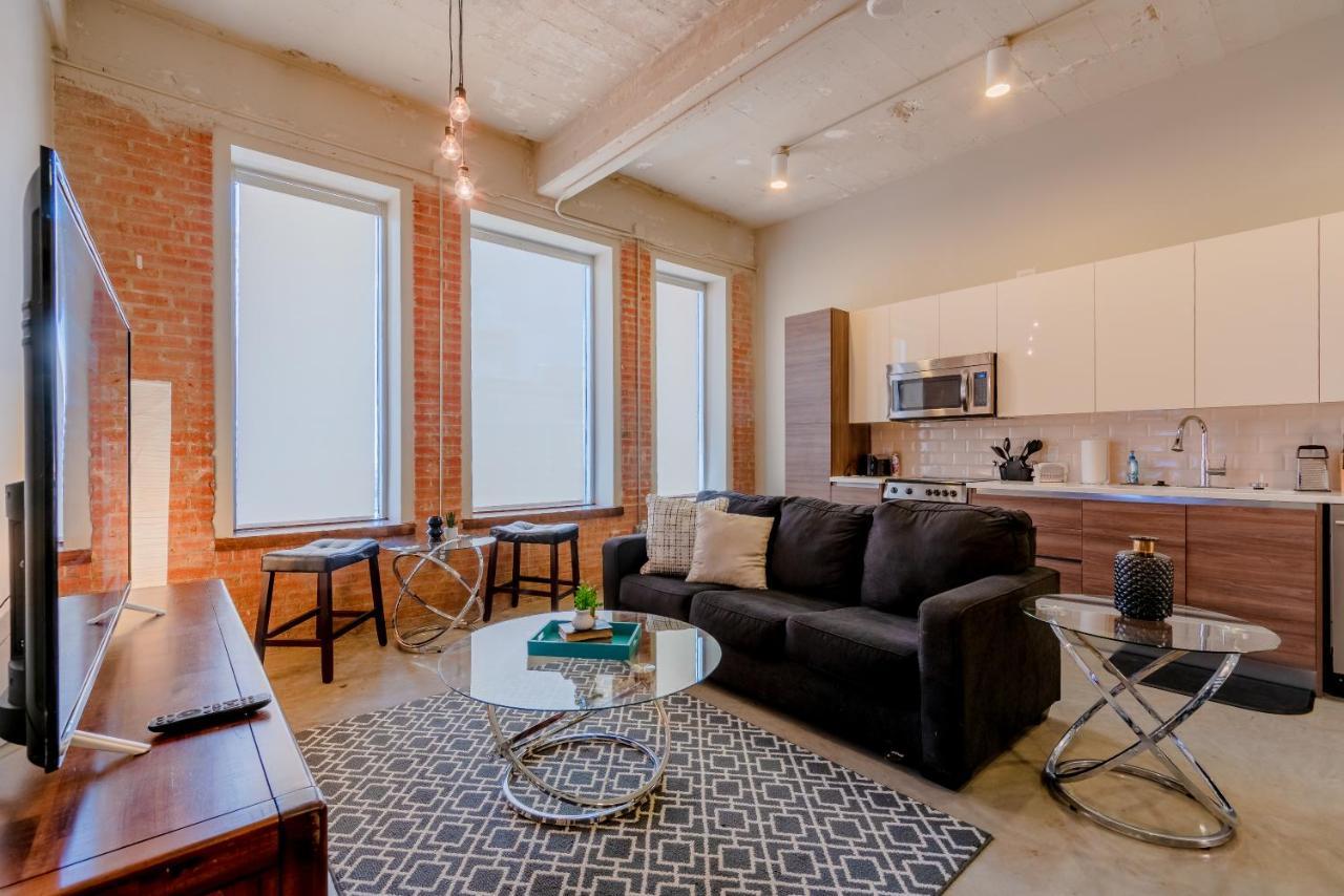 Ga Living Suites- Downtown Dallas Corporate Suites 外观 照片