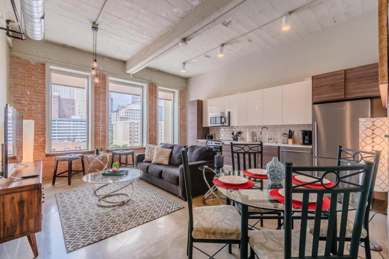 Ga Living Suites- Downtown Dallas Corporate Suites 外观 照片